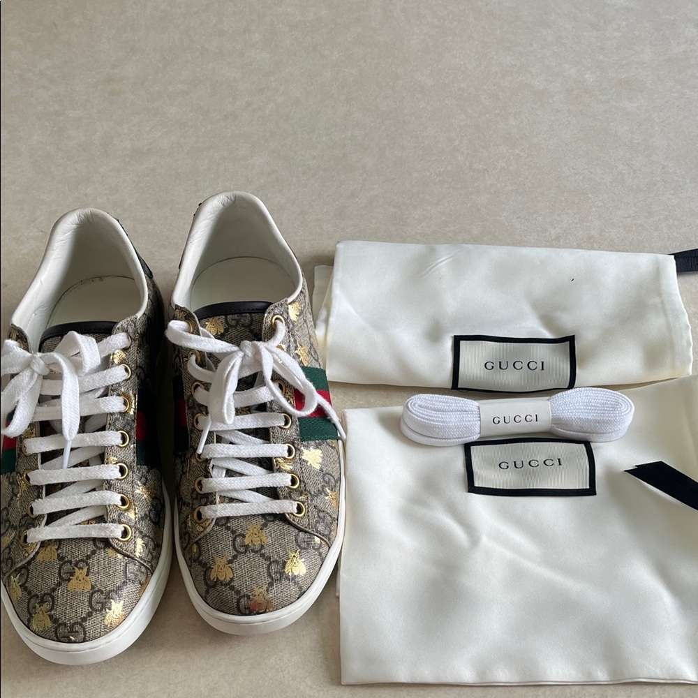 Gucci Women's Gold and Red Patterned Sneakers